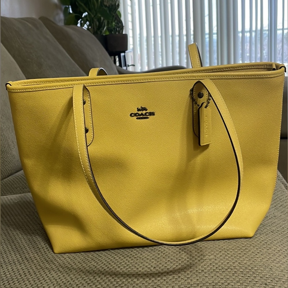 Yellow coach tote/travel bag